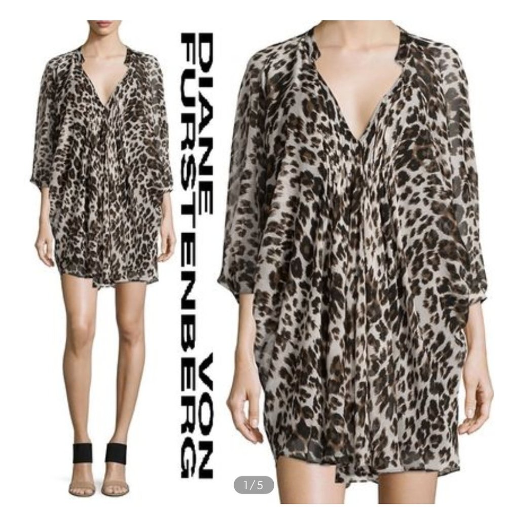 Diane Von Furstenberg Leopard Patterns Chiffon Silk Dolman Sleeves Flared V-Neck